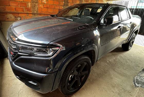 RAM RAMPAGE 2.0 HURRICANE 4 TURBO GASOLINA R/T 4X4 AUTOMÁTICO